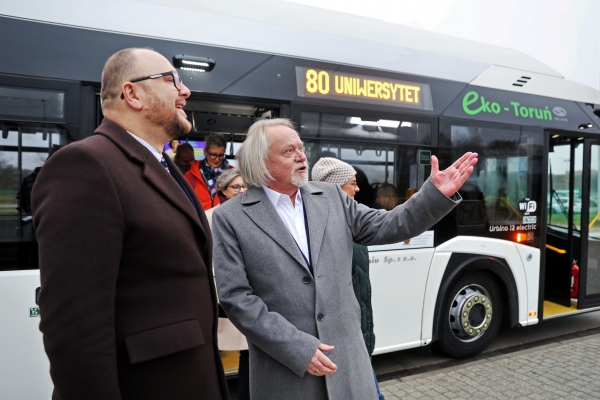 więcej: Autobus na urodziny